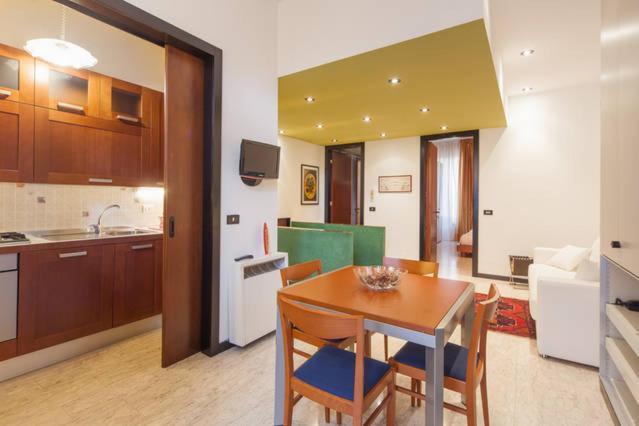 Apartament Deluxe Quattro Spade Верона Екстер'єр фото
