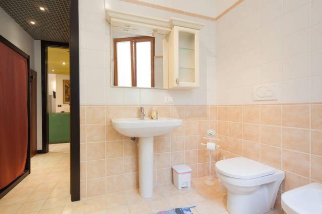 Apartament Deluxe Quattro Spade Верона Екстер'єр фото